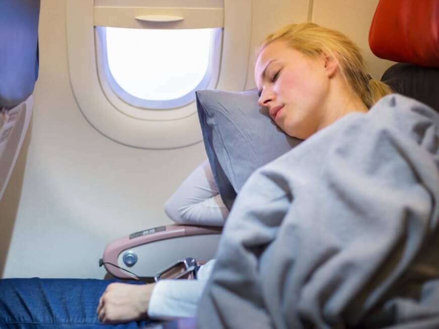HOW TO Avoid Jet Lag With Technologies For Short Travels?